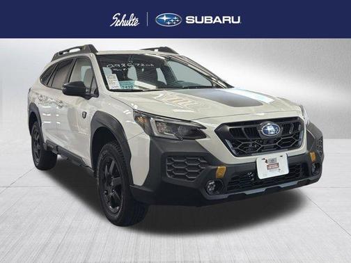 Crystal White Pearl 2025 Subaru Outback Wilderness