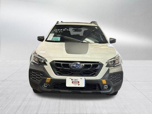 Crystal White Pearl 2025 Subaru Outback Wilderness