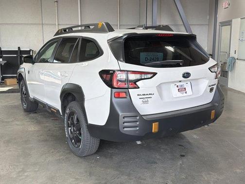 Crystal White Pearl 2025 Subaru Outback Wilderness