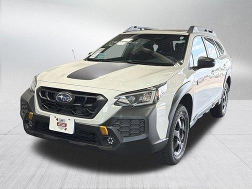 Crystal White Pearl 2025 Subaru Outback Wilderness