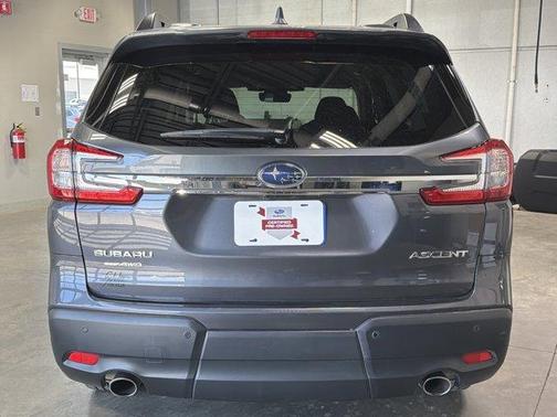 Magnetite Gray Metallic 2025 Subaru Ascent Premium