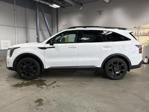 2025 Kia Sorento SX