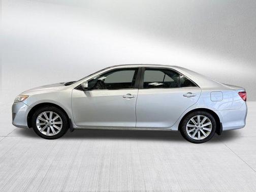 Classic Silver Metallic 2013 Toyota Camry XLE