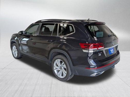 2022 Volkswagen Atlas 3.6L SE w/Technology