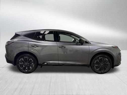 Gun Metallic 2025 Nissan Murano Platinum