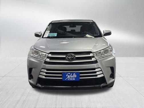 Celestial Silver Metallic 2019 Toyota Highlander LE Plus