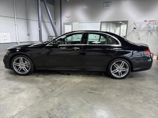 2019 Mercedes-Benz E-Class E 300