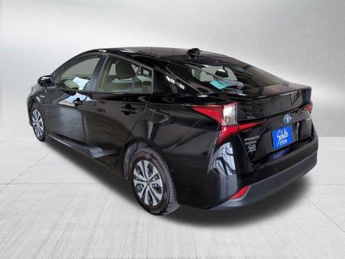 2022 Toyota Prius LE