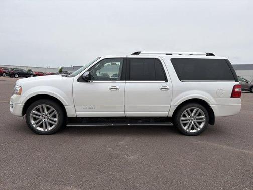 White Platinum Tri-Coat Metallic 2017 Ford Expedition EL Platinum