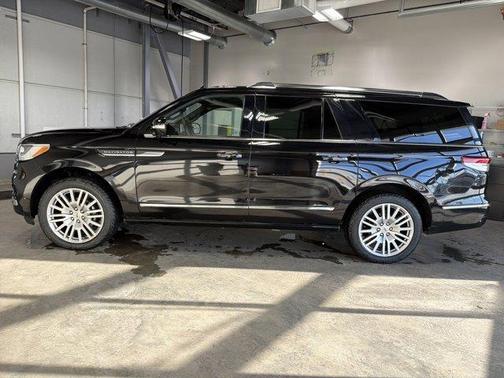 2024 Lincoln Navigator L Reserve
