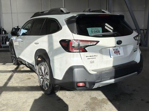 2025 Subaru Outback Touring