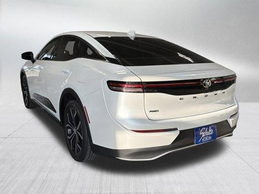 2023 Toyota Crown XLE