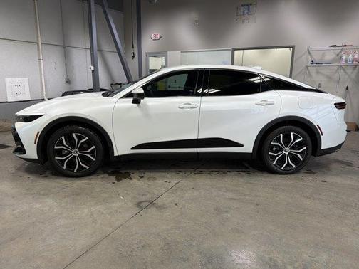 2023 Toyota Crown XLE