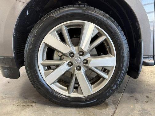 2013 Nissan Pathfinder Platinum