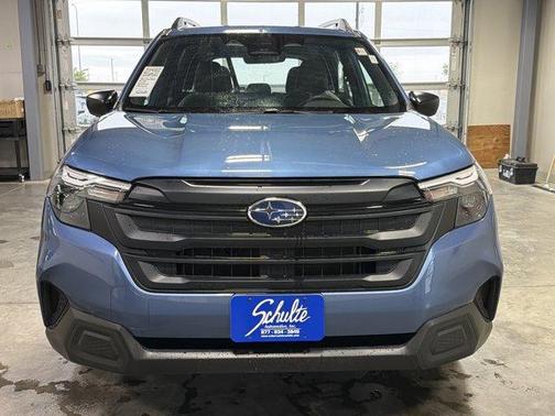 2025 Subaru Forester Base