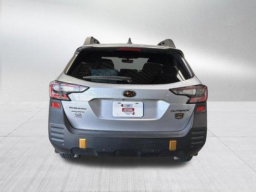 Ice Silver Metallic 2025 Subaru Outback Wilderness