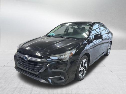 Crystal Black Silica 2025 Subaru Legacy Premium