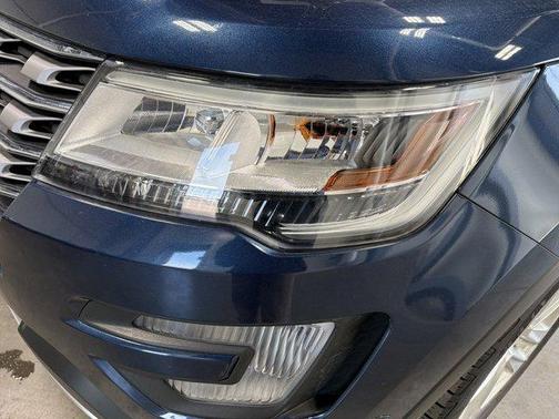 Blue Jeans Metallic 2017 Ford Explorer Limited