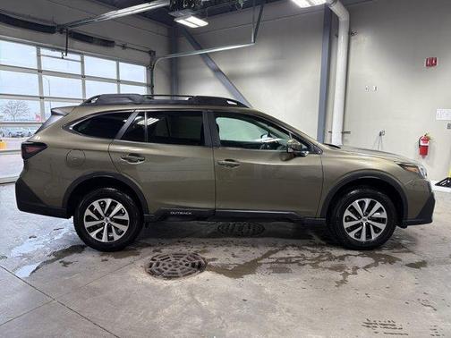 2020 Subaru Outback Premium