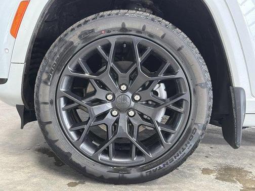 2025 Jeep Grand Cherokee L Summit