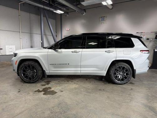 2025 Jeep Grand Cherokee L Summit