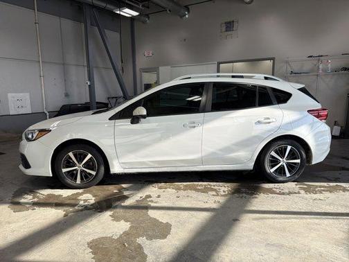 2023 Subaru Impreza Premium