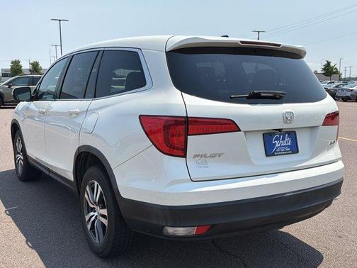 White 2016 Honda Pilot EX-L
