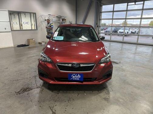 2019 Subaru Impreza 2.0i