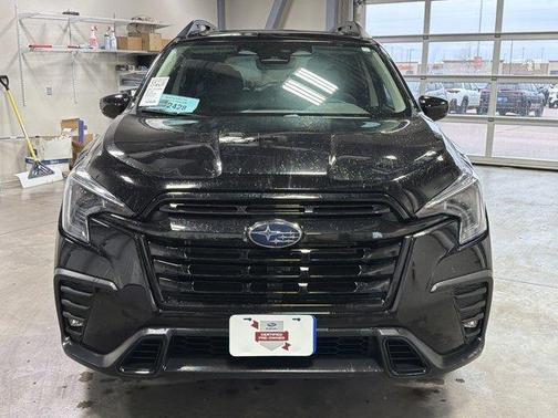 Crystal Black Silica 2025 Subaru Ascent Onyx Edition