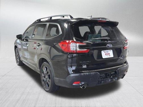 Crystal Black Silica 2025 Subaru Ascent Onyx Edition