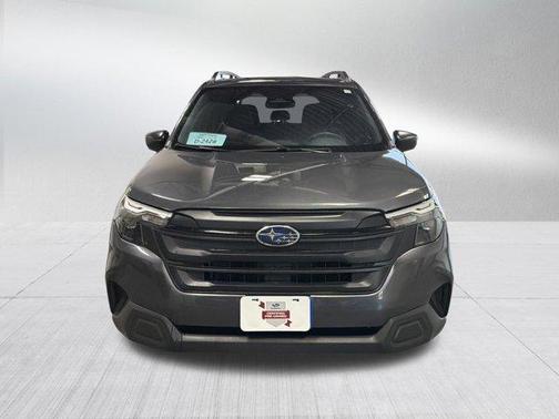 Magnetite Gray Metallic 2025 Subaru Forester