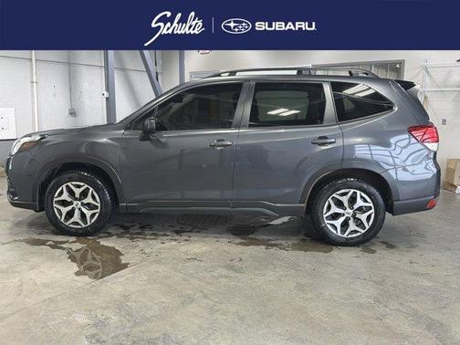2024 Subaru Forester Premium