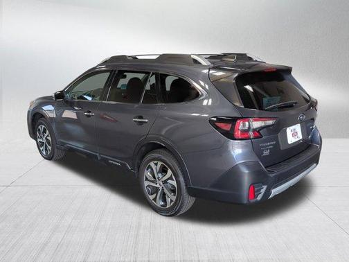 2022 Subaru Outback Touring XT