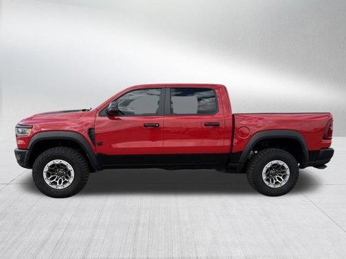 Flame Red Clearcoat 2025 RAM 1500 RHO