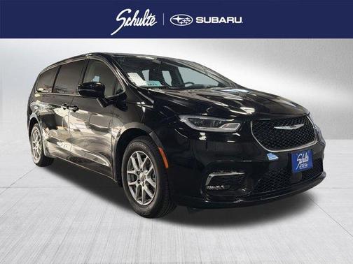 2024 Chrysler Pacifica Touring-L