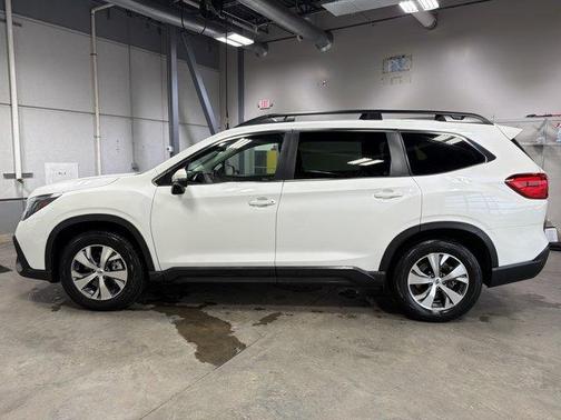 2023 Subaru Ascent Premium 8-Passenger