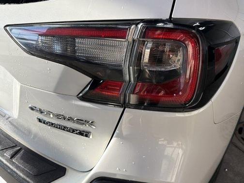 2020 Subaru Outback Touring XT