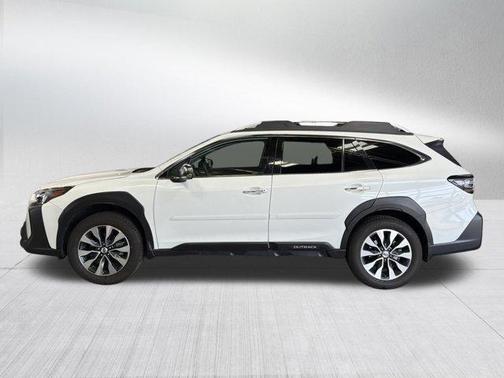 Crystal White Pearl 2023 Subaru Outback Touring XT