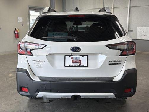 Crystal White Pearl 2023 Subaru Outback Touring XT