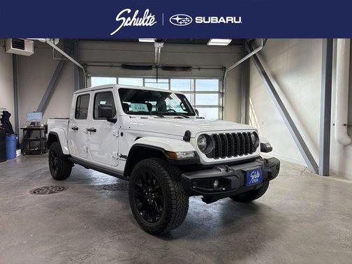 Bright White Clearcoat 2025 Jeep Gladiator Sport