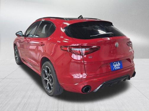 2022 Alfa Romeo Stelvio Veloce