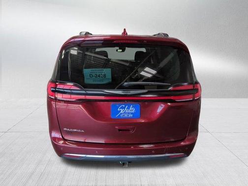 2021 Chrysler Pacifica Touring