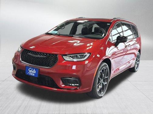 Red 2025 Chrysler Pacifica Limited