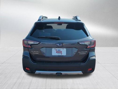 2023 Subaru Outback Touring