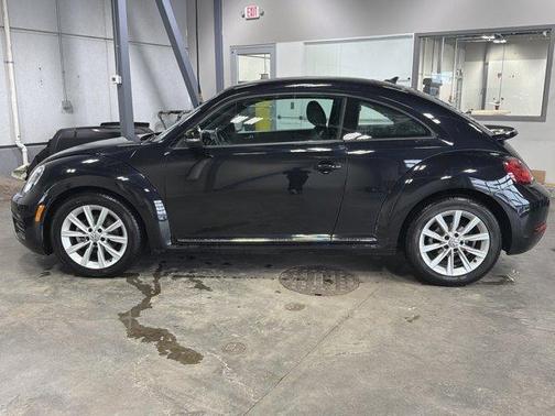 2018 Volkswagen Beetle 2.0T S
