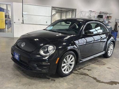 2018 Volkswagen Beetle 2.0T S