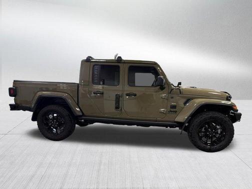 Nighthawk Black 2025 Jeep Gladiator Sport