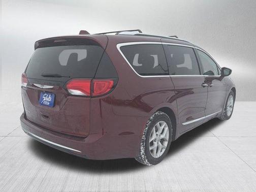2018 Chrysler Pacifica Touring-L Plus