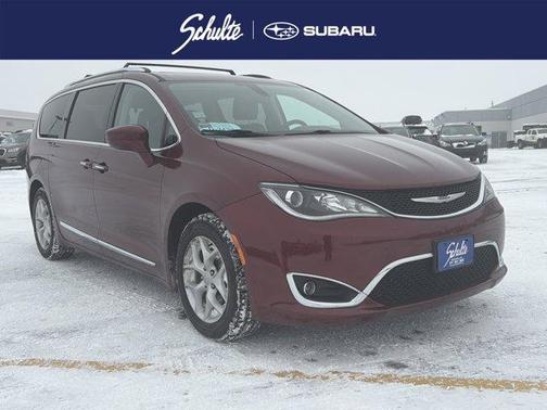 2018 Chrysler Pacifica Touring-L Plus