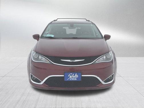 2018 Chrysler Pacifica Touring-L Plus